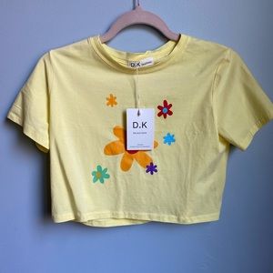 Shirt for kids or crop top for teens. Size small. *Never worn before*